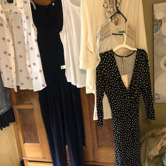 Women’s Spring Lot - Picture 2 of 5